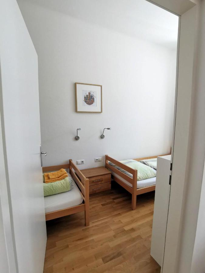 Hellwagstrasse Apartment Vienna