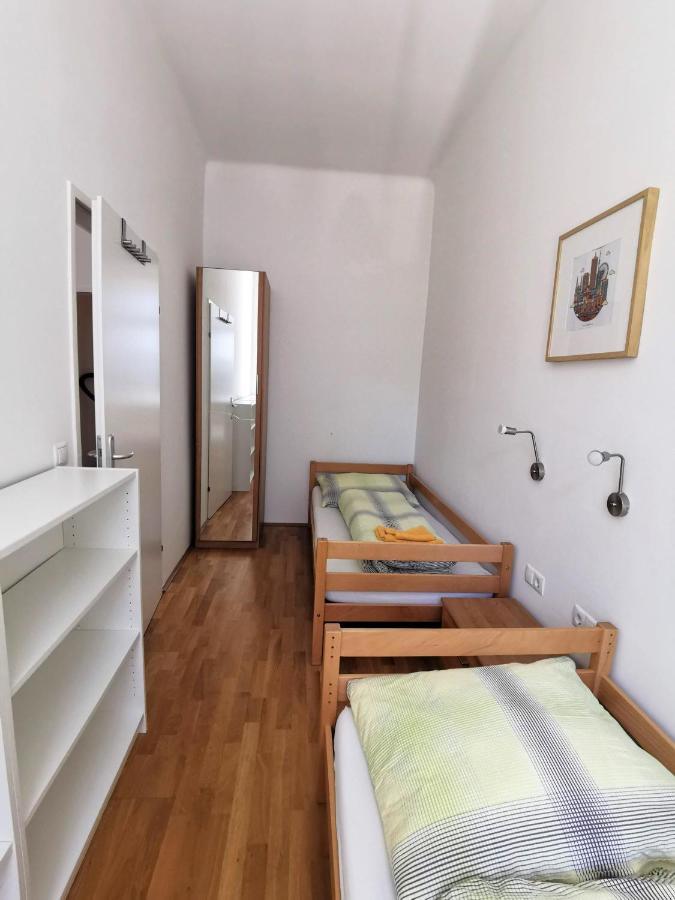 Hellwagstrasse Apartment *