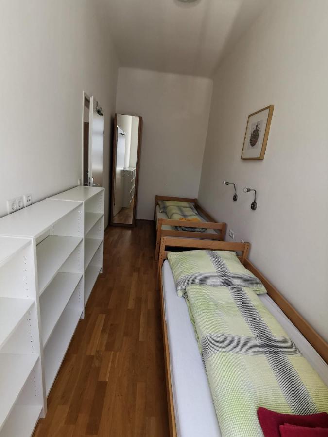 Hellwagstrasse Apartment Vienna