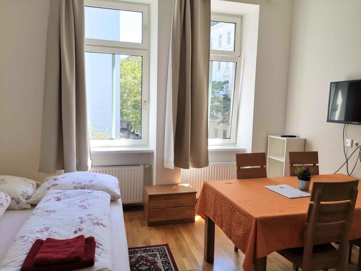 Hellwagstrasse Apartment Vienna
